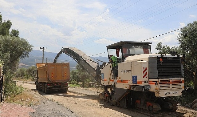 Başkan Çerçioğlu'ndan Kuyucak'ta Yol Yenileme Çalışması