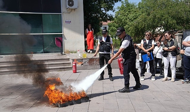 Keçiören Belediyesi Personeline ″Afet Farkındalık ve Yangınla Mücadele Eğitimi″